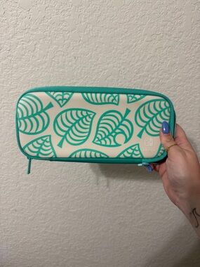 Nintendo Switch Leaf-Print Carry Case - Teal & Cream